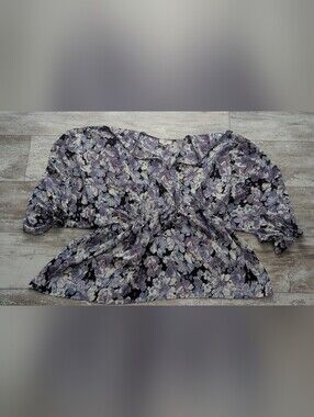 entro Floral Puff-Sleeve Blouse in Black and Lavender